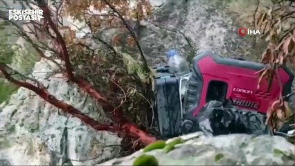 Eskişehir Yazılıkaya'da patlayıcı maddeyle kaçak kazı