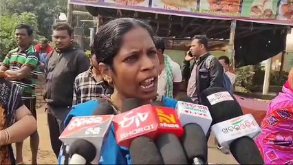ଯୁବତୀଙ୍କୁ ଦୁଷ୍କର୍ମ ପରେ ହତ୍ୟା ଉଦ୍ୟମ ଅଭିଯୋଗ, ଗିରଫ ଦାବିରେ ଆନ୍ଦୋଳନ କଲେ ଗ୍ରାମବାସୀ (pkg)