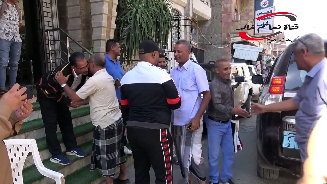 قدماء الاعبين من محافظات الجمهورية اليمنية يصلون تعز-1