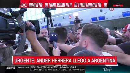 Ander Herrera arribó a Ezeiza y revolucionó todo