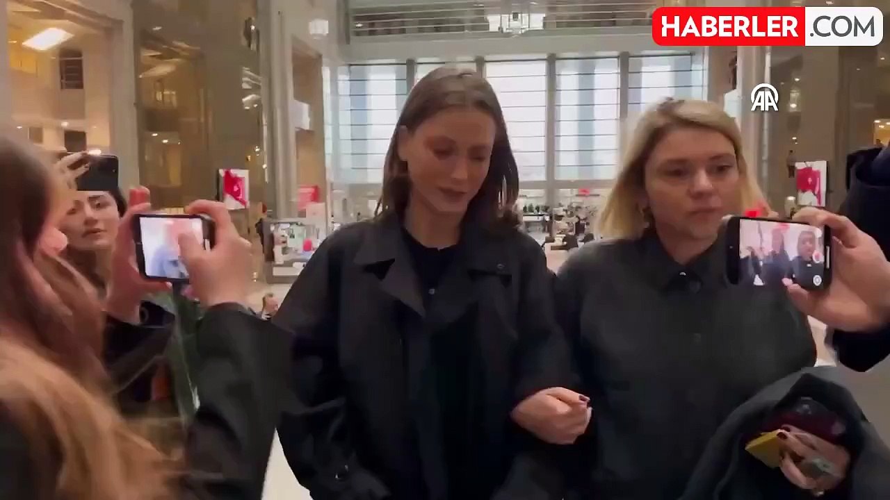 Serenay Sarıkaya, Ayşe Barım'la arasındaki para alışverişini böyle anlattı