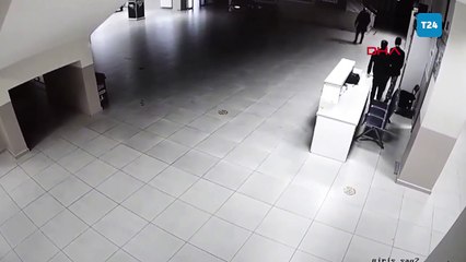 Okulda müdür yardımcısını bıçaklayan öğrencinin asıl hedefi hoşlandığı kız öğrenciymiş