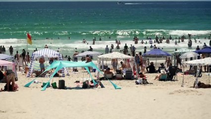 Illegal tanning nasal spray not a 'harmless alternative' to sunbaking, says TGA