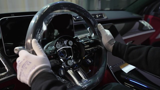 Mercedes-Benz MANUFAKTUR - Steering Wheel Assembly