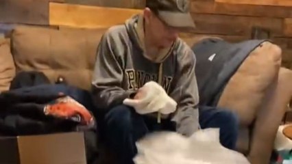 Adorable chihuahua becomes doggo #5 in a loving family