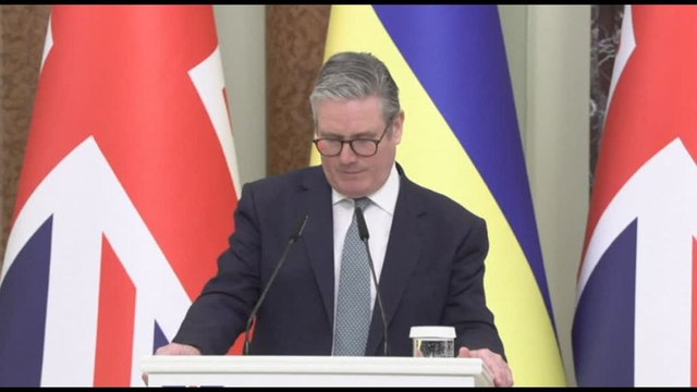 Starmer (Gb): 3 miliardi di sterline di supporto militare a Kiev