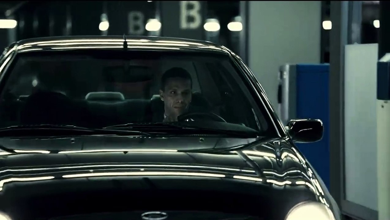 Carré blanc (2011) - Bande annonce