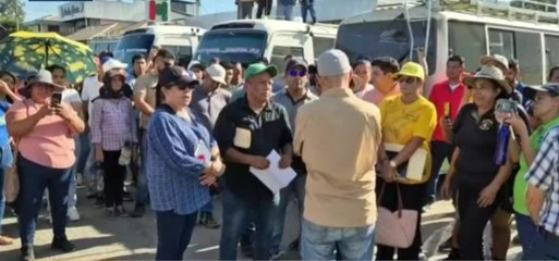 Protestan en Veraguas por mejoras en la carretera hacia Santa Fe