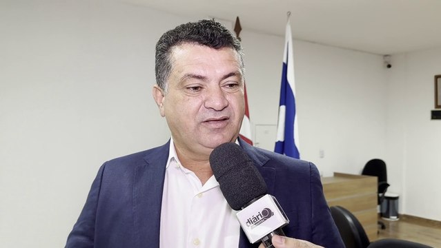 Luiz Claudino comemora anúncio de rodovia em Bandarra e adutora em Umari, feito pelo governador