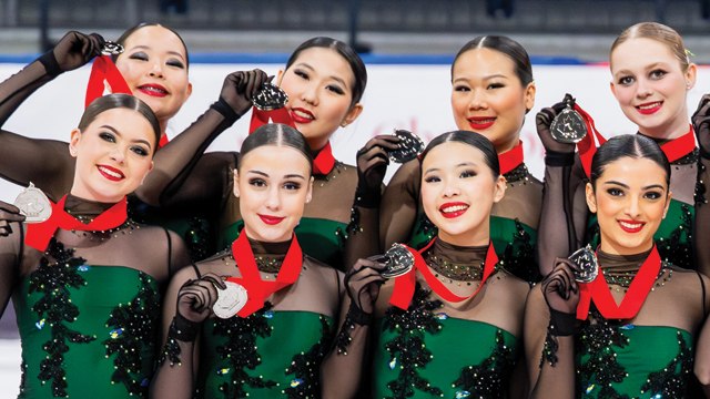 Championnats nationaux canadiens de patinage 2025 - Cérémonie de la victoire - Patinage synchronisé junior