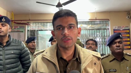 नालंदा में निजी स्कूल के संचालक सह रोटरी क्लब के अध्यक्ष को बदमाशों ने मारी गोली, हालत गंभीर. निजी क्लीनिक में भर्ती.