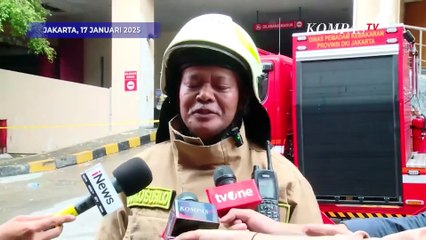 Petugas Damkar Update Dua Korban Tewas Ditemukan di Kebakaran Glodok Plaza