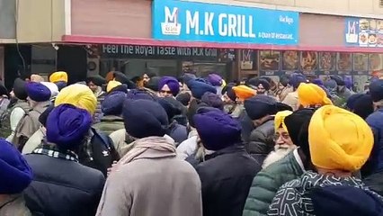 ਪੰਜਾਬ ਦੇ ਸਿਨੇਮਾਘਰਾਂ 'ਚ ਨਹੀਂ ਚੱਲਿਆ ਕੰਗਨਾ ਰਣੌਤ ਦੀ 'ਐਮਰਜੈਂਸੀ' ਦਾ ਜਾਦੂ, ਅੰਮ੍ਰਿਤਸਰ 'ਚ ਪਹਿਲੇ ਦਿਨ ਦਾ ਪਹਿਲਾਂ ਸ਼ੋਅ ਹੋਇਆ ਕੈਂਸਲ