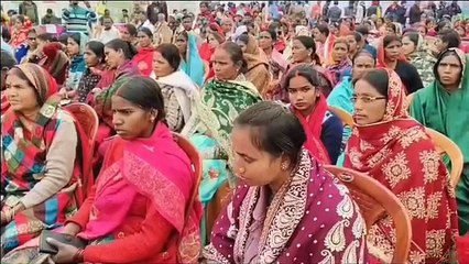 कोडरमा प्रखंड मैदान में कृषि मेला और उद्यान प्रदर्शनी का किया गया आयोजन , किसानों को आधुनिक और तकनीक से खेती करने की दी गई जानकारी ,मेला में जिले भर के किसानों ने अपनी उत्पादों की लगाई प्रदर्शनी