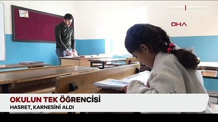 Okulun tek öğrencisi karnesini aldı