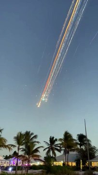 Impressionante. Explosão do Starship pareceu uma 'chuva' de meteoros
