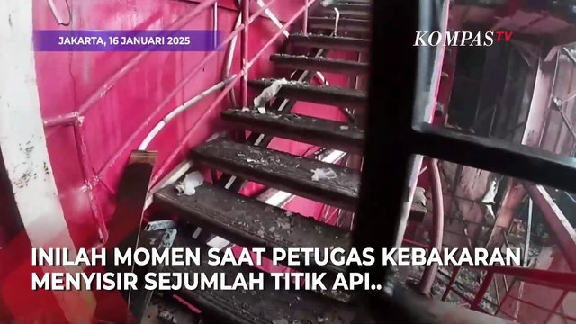 Rekaman Bodycam Anggota Damkar Sisir Titik Api hingga Proses Pendinginan Kebakaran Glodok Plaza