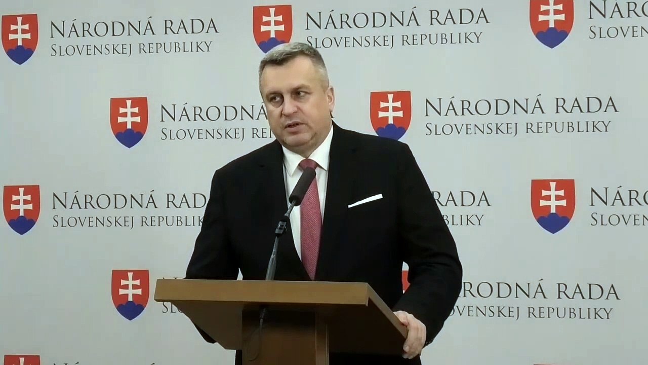ZÁZNAM: TK SNS: Andrej Danko po návrate z Ruskej federácie