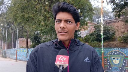 अपडेट: ये हैं बिहार के बिग मैन..इनकी लंबाई देख देखने वाले देखते रह जाते हैं, बिग बॉस अमिताभ बच्चन की तरह एक्टिंग की दुनिया में हाथ आजमाने की तमन्ना, लंबाई के कारण पिछले 6 सालों से बस- ट्रेन में यात्रा