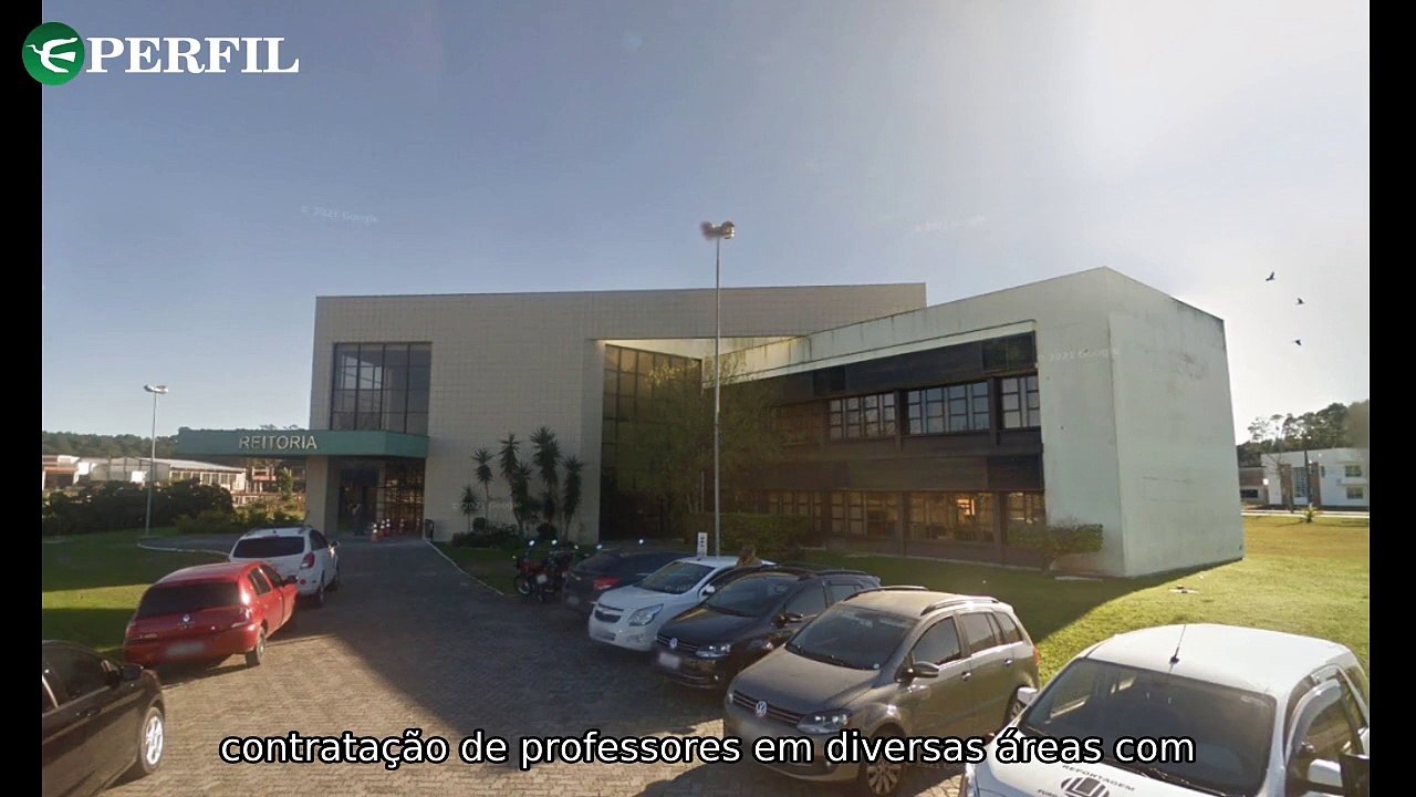 "Salários atrativos na FURG, CNH obrigatória e previsões dos FIIs para 2025"