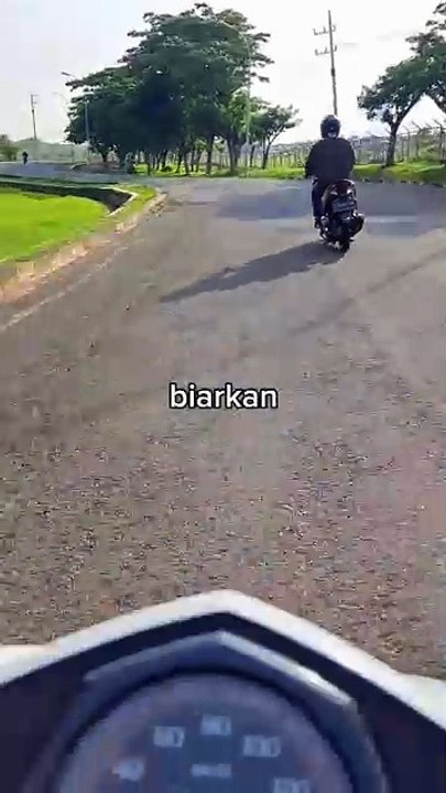 1000159592