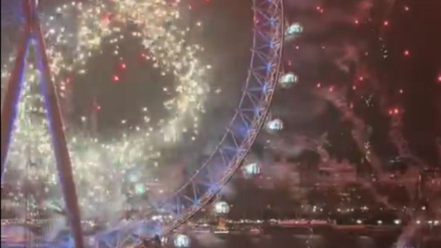 Fireworks at London Eye mark the start of New Year with a bang