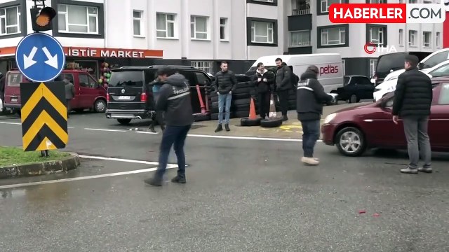 Silahla vurulduktan sonra aracıyla hastaneye giderken kaza yaptı