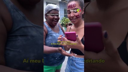 Mãe se emociona ao descobrir que filha foi aprovada em Medicina na UERJ #shorts