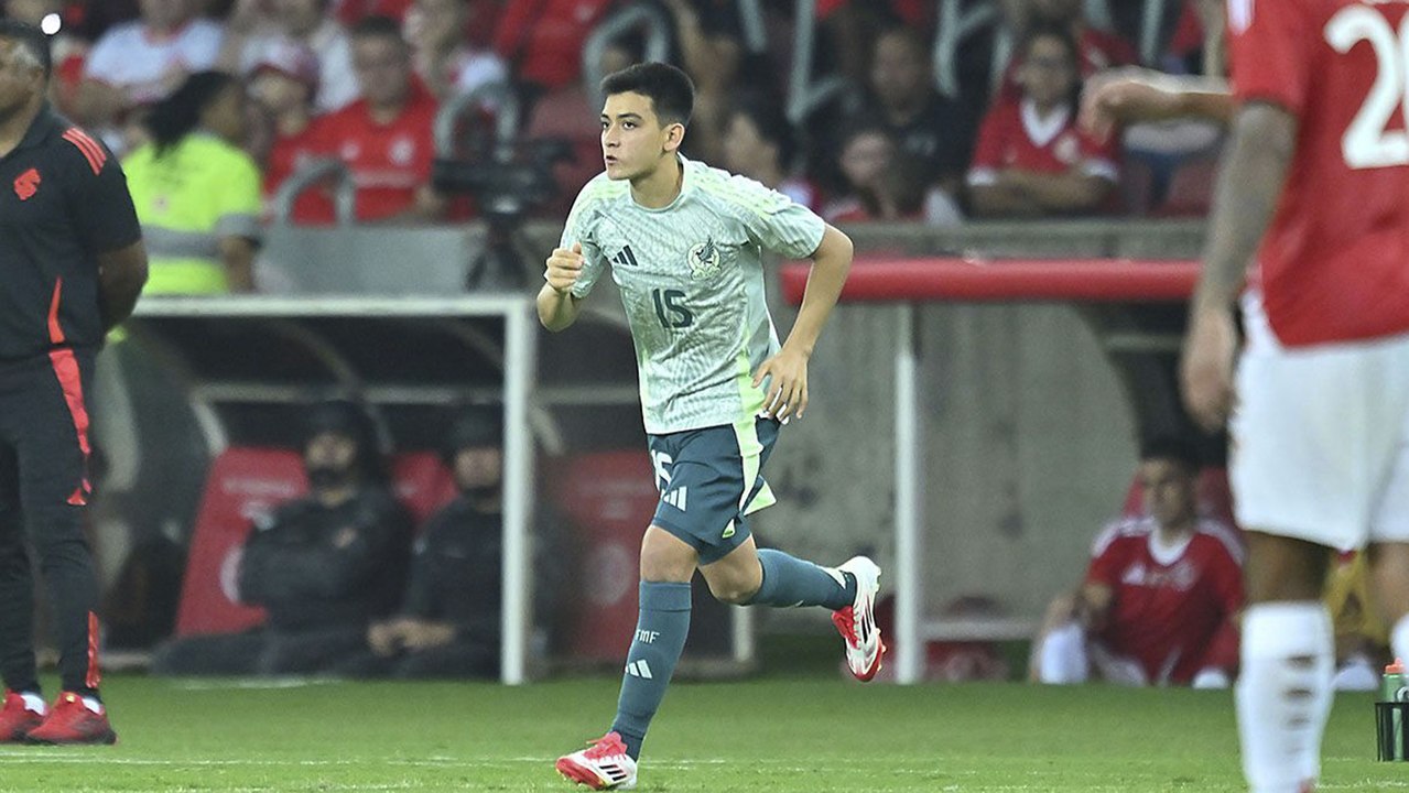 Gilberto Mora hace historia como el jugador más joven en debutar con la selección de México