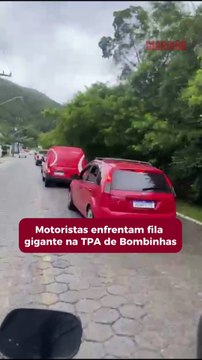 Fila gigante pra TPA deixa visitantes de Bombinhas indignados