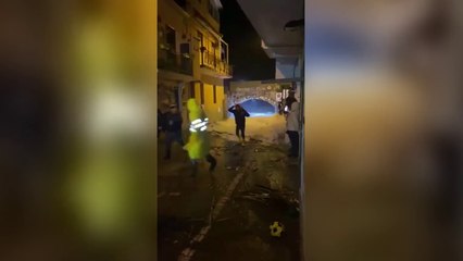 Sicilia, il mare in burrasca invade le strade di Scaletta Zanclea