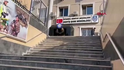 Müstehcen yayın yapan kadının suç kayıtları ortaya çıktı