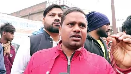 इलाज में लापरवाही का आरोप, सड़क जाम से घंटों बाधित रहा आवागमन पुलिस और डॉक्टरों की मौजूदगी में मामला शांत, मरीज को निजी क्लिनिक भेजा गया