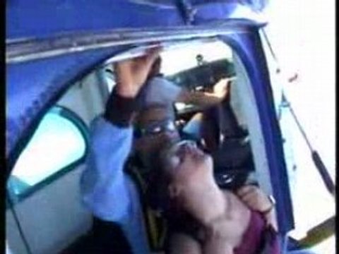 MON SAUT EN PARACHUTE avec l'atterrissage Vidéo Gag