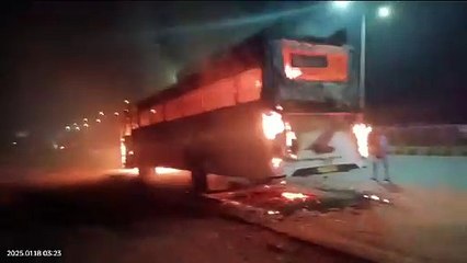 లక్కీగా జాతీయ రహదారిపై ఘోర ప్రమాదం తప్పింది.. అసలేమైందంటే?