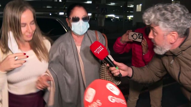 Isabel Pantoja y su hermano Agustín, una noche más al lado de su sobrina Anabel