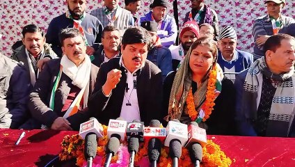 गणेश गोदियाल ने कांग्रेस प्रत्याशी सुनीता रावत के पक्ष में निकली रैली ,नुक्कड़ सभा मे भाजपा पर जमकर साधा निशाना