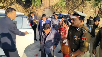 नीमराणा केंद्रीय चुनाव आयुक्त राजीव कुमार पहुंचे नीमराणा