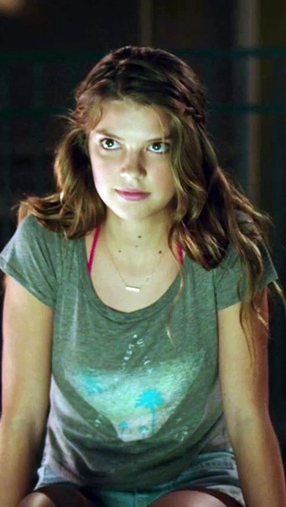 Rusty Griswold takes his family on a road trip to America's coolest theme park.