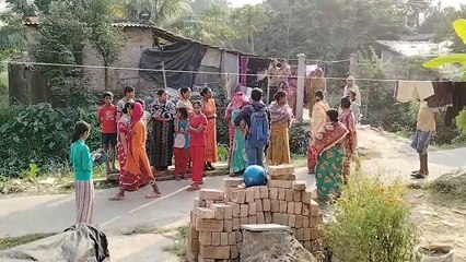 ছেলেকে খুন করে থানায় আত্মসমর্পণ মায়ের