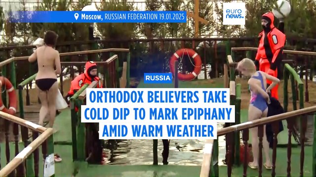 Orthodox Russians celebrate Epiphany amid unusually warm weather