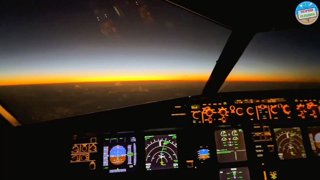 Night Flight Through a Thunderstorm | Mesmerizing Lightning Views From Cockpit #cockpitview