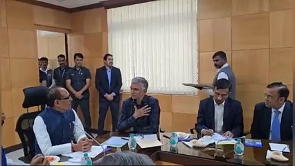 Krishna Bairegowda Explaining about Revenue department record room modernisation and DILRMP scheme