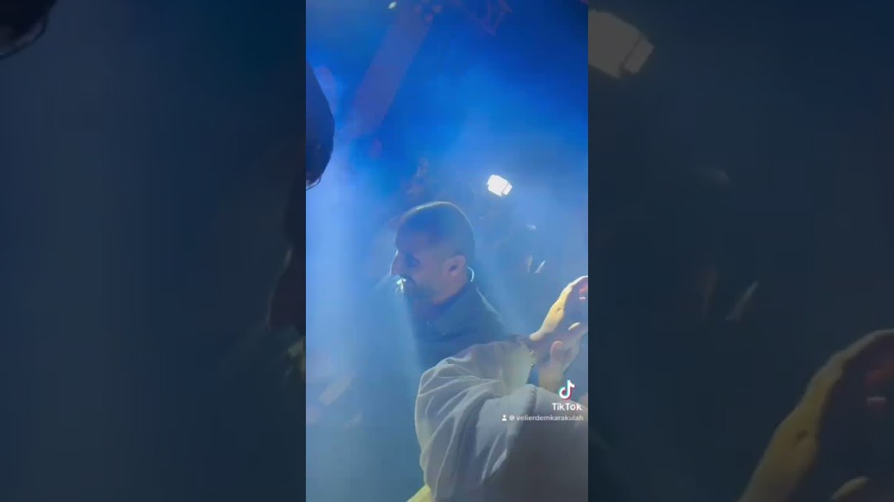 Burak Bulut Eda Sakız Kurtuluş Kuş VEK