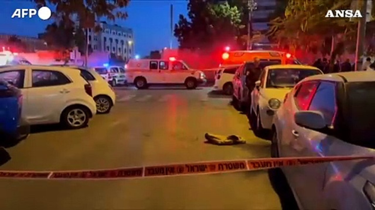 Aggressore accoltella passanti a Tel Aviv, ucciso