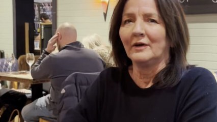 Mom says 'I love you' instead of asking for bill at Turkish restaurant