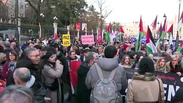 Multitud de personas se manifiestan en Madrid bajo el lema 'Paremos el genocidio en Palestina'