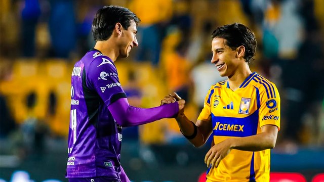 Diego Lainez y su hermano Mauro comparten cancha como rivales en el Tigres vs. Mazatlán