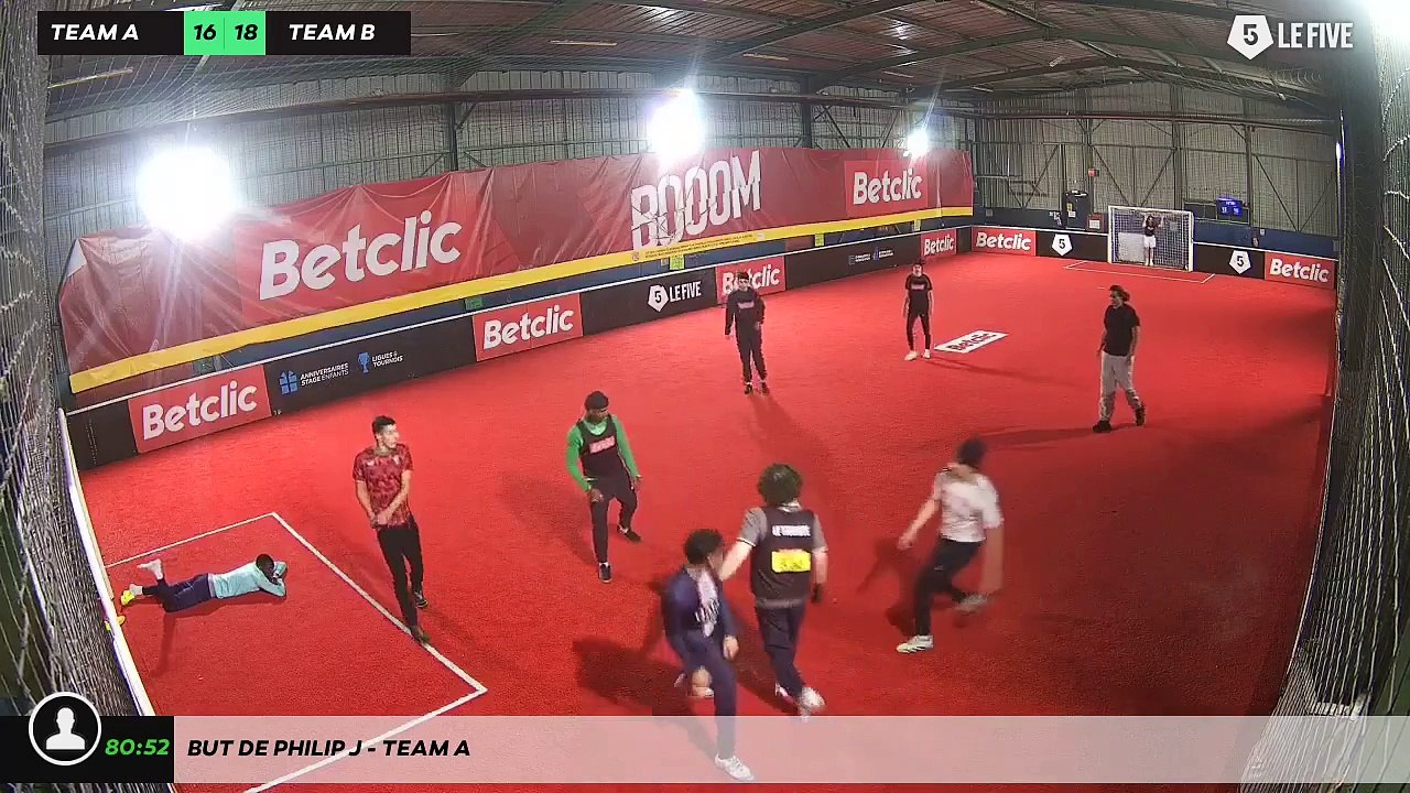 But de Philip J - Team A