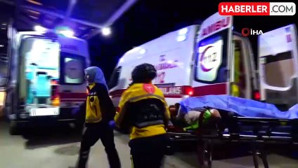 Koreli Turistleri Taşıyan Minibüs ile Otomobil Çarpıştı: 1 Ölü, 7 Yaralı